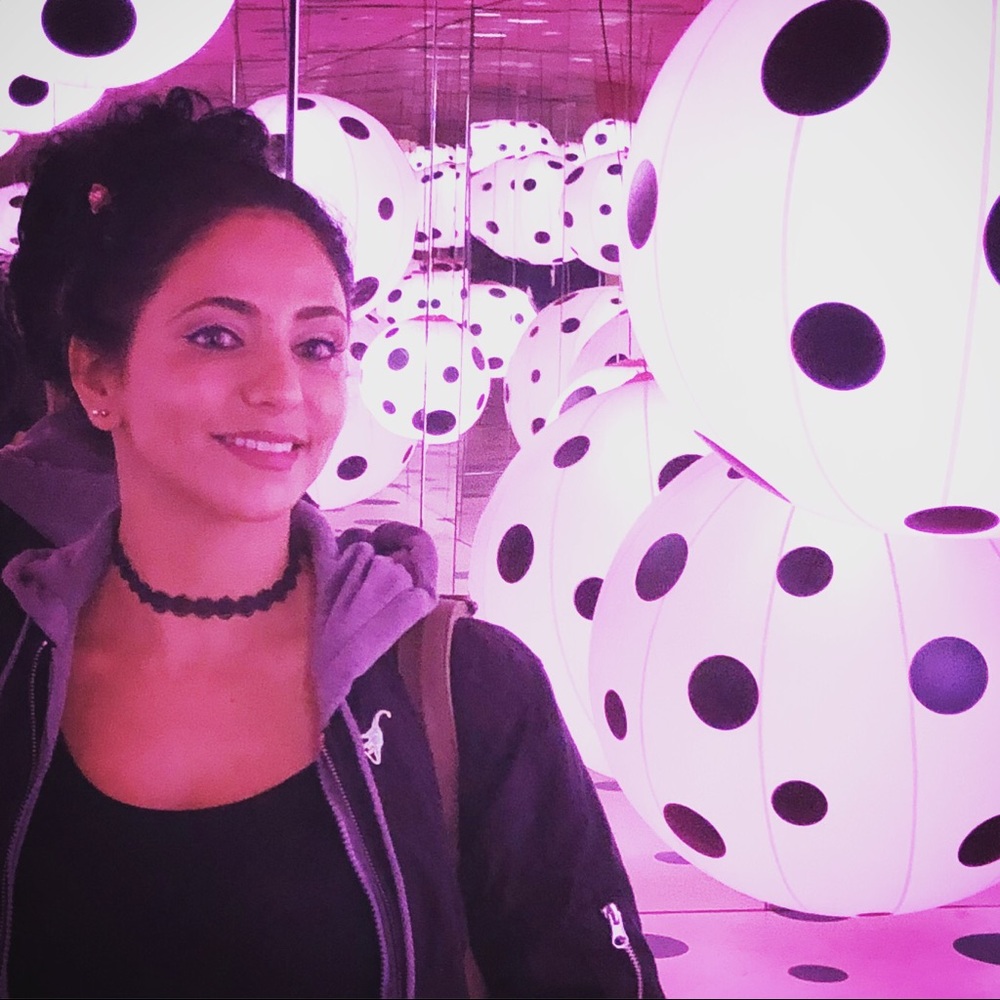 Meet your Posher, Dina